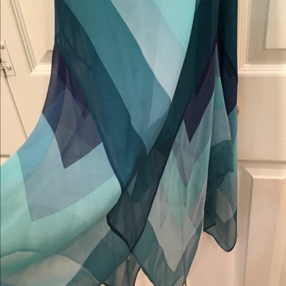 BCBG MAXAZARIA COCKTAIL DRESS - Picture 12 of 16